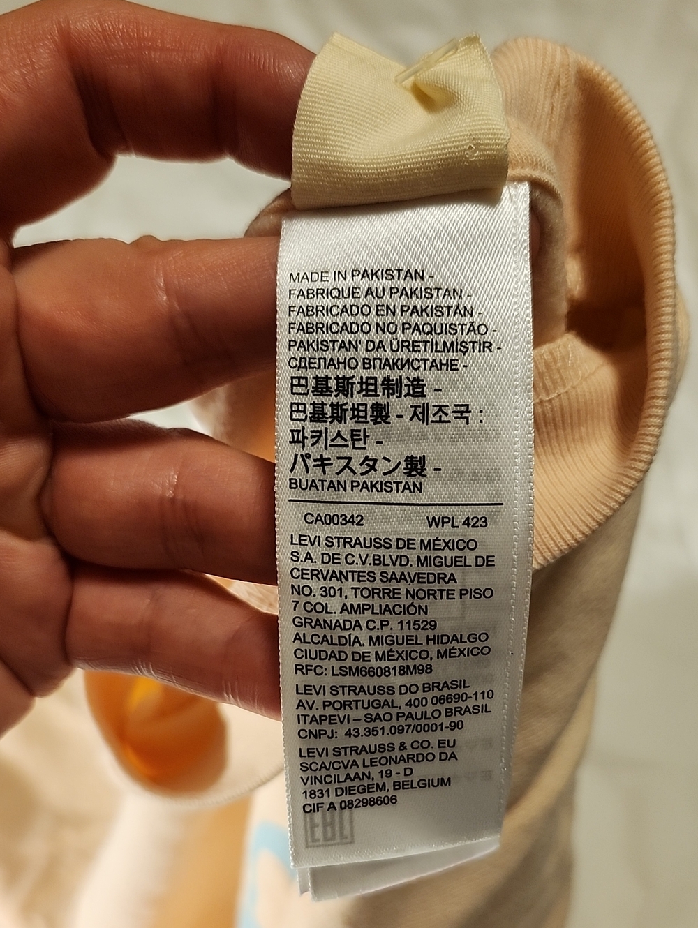 NWT Levi's Cropped Graphic Logo Sweatshirt Peach Puree Suze XL - Picture 11 of 14